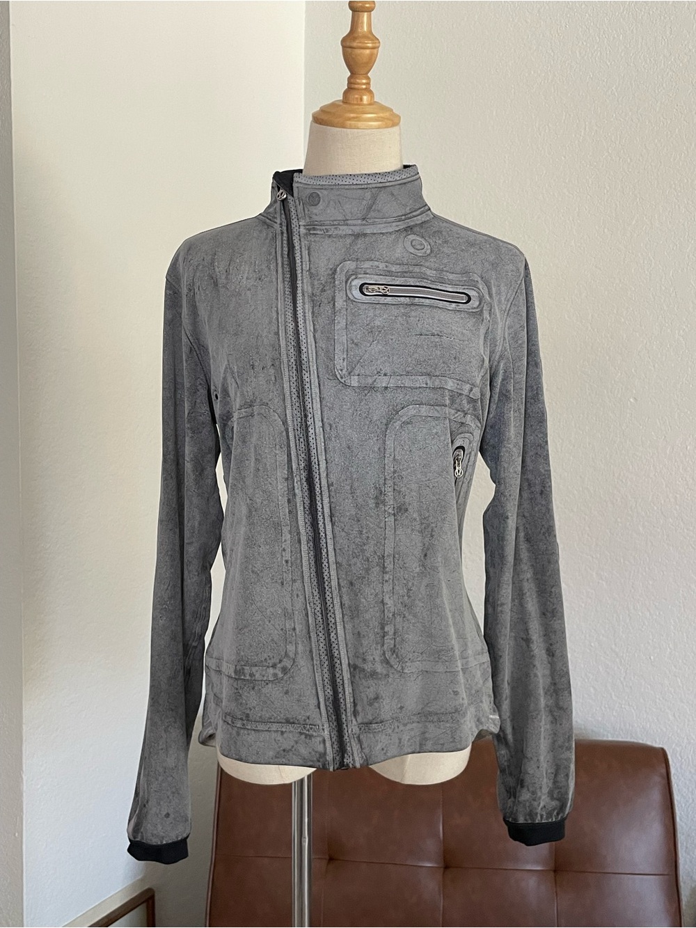 Lululemon Running Athletic Athleisure Zip Up Jacket